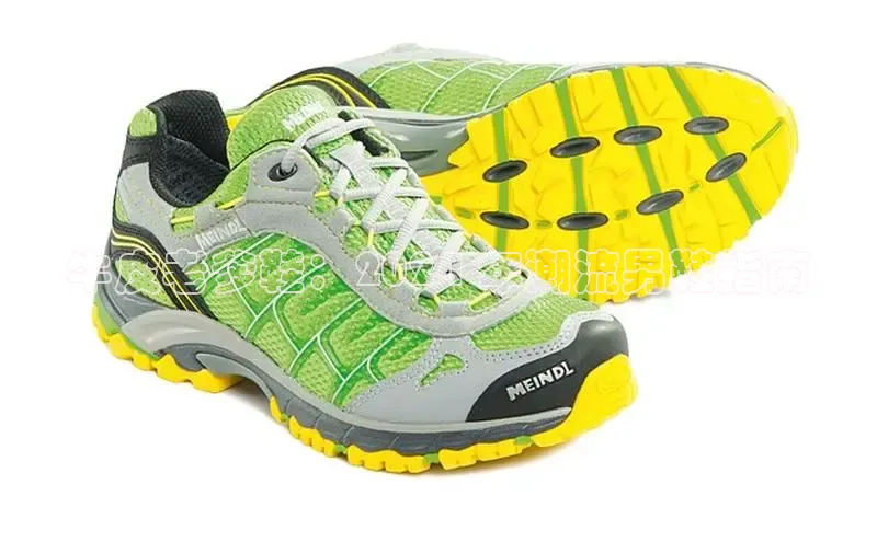 意昂2百度翻译App牛皮老爹鞋：2024 年潮流男鞋指南