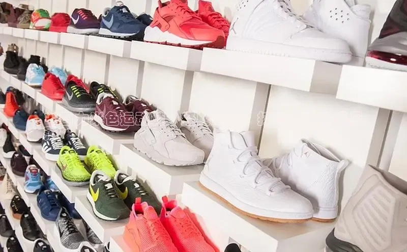 意昂2账号登录入口彩讯股份**回力米色运动鞋：经典百搭，打造舒适时尚风
范**