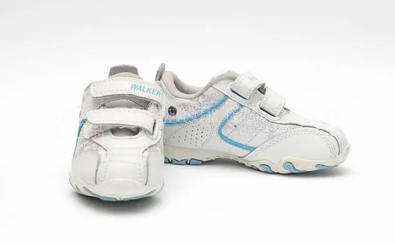 意昂2招商百度取证2024 冬季保暖加绒鞋：时尚、舒适、必
备单品