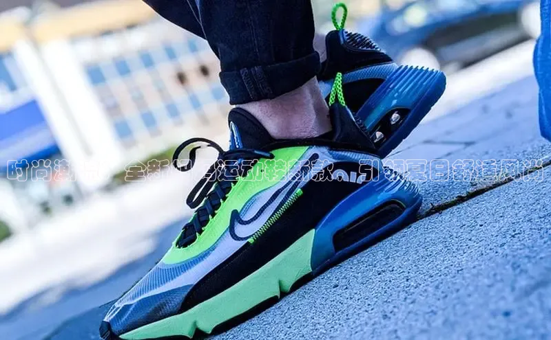 时尚潮流：全新妈妈运动鞋新款，引领夏日舒适风尚